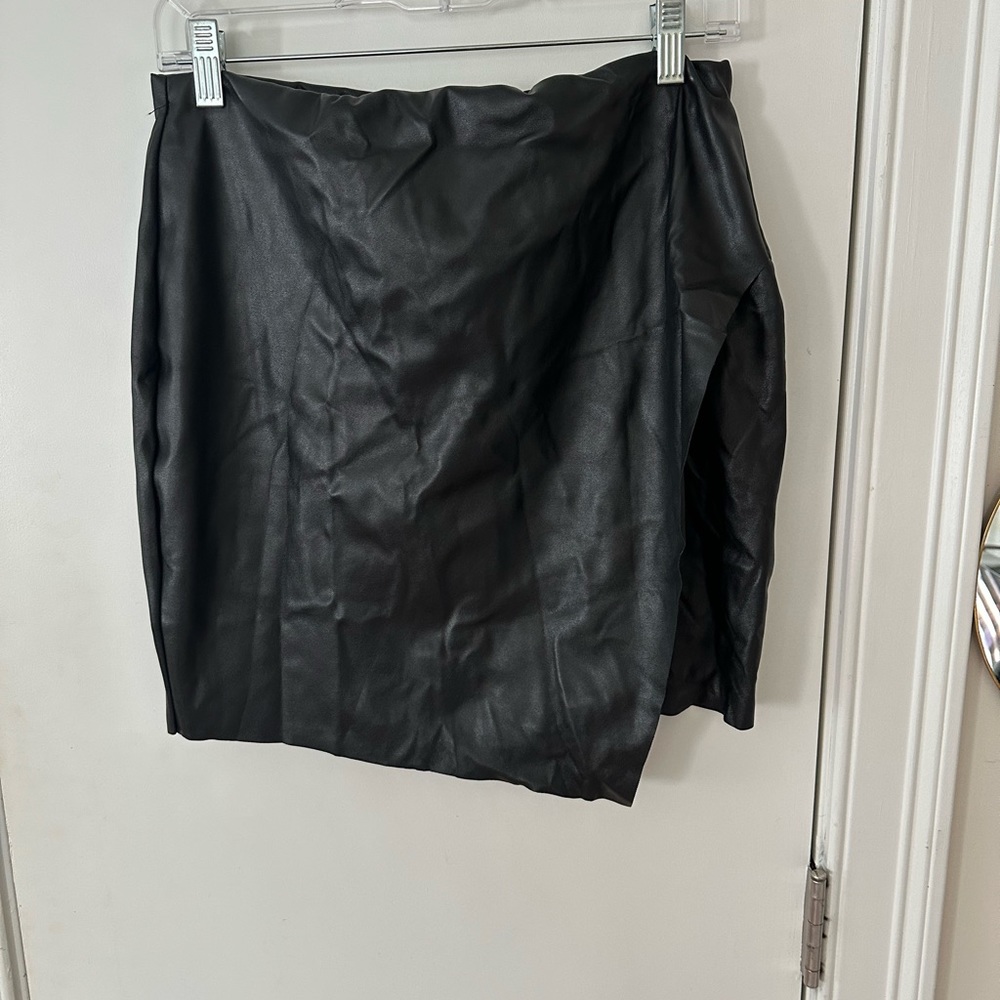 Boohoo Black Mini Skirt
